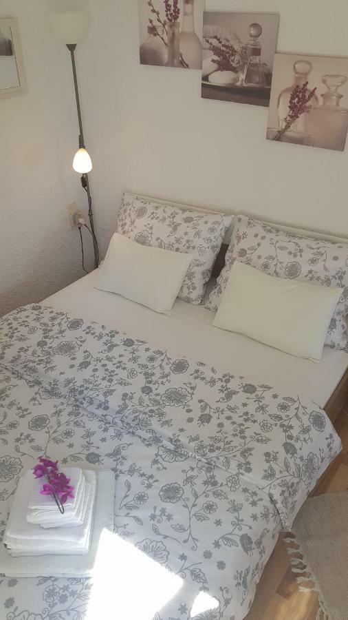 Apartman Duba 塞尼 外观 照片