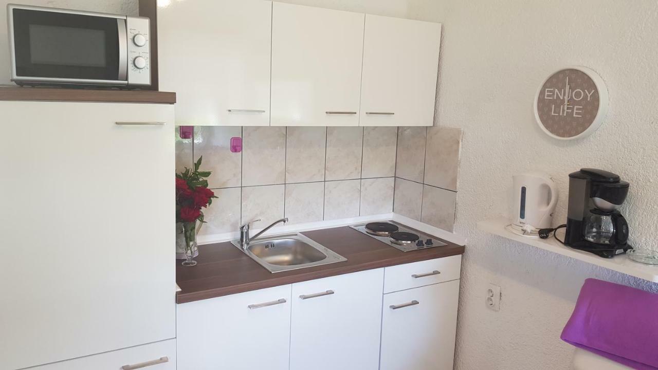 Apartman Duba 塞尼 外观 照片